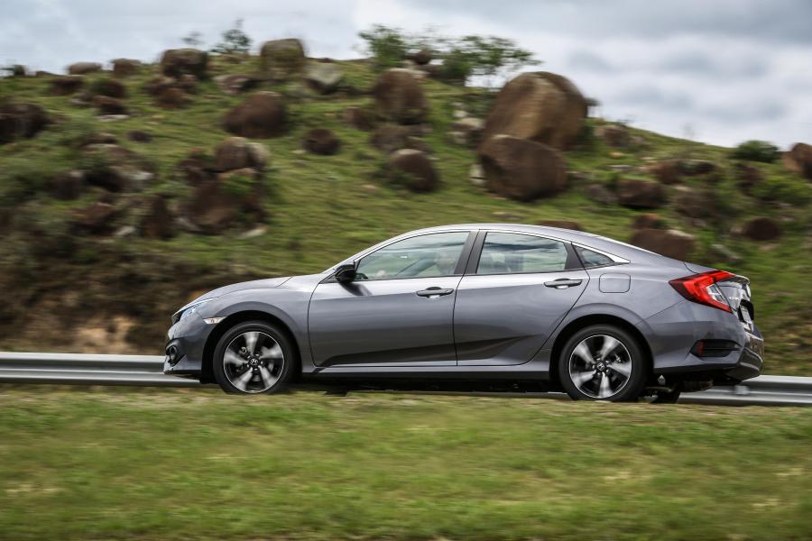  Honda Civic EX Sedan (FC) 2016 года  (LA) (фото 2 из 20)